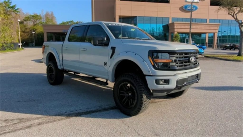 New 2026 Ford F-150 XLT Truck SuperCrew Cab