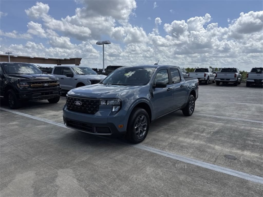 New 2025 Ford Maverick XLT Truck SuperCrew