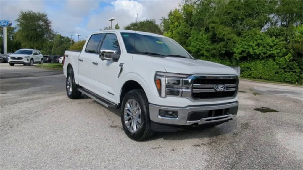 New 2025 Ford F-150 Lariat Truck SuperCrew Cab
