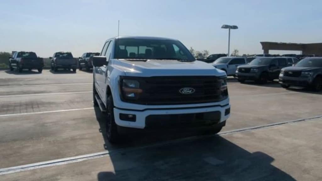 New 2026 Ford F-150 XLT Truck SuperCrew Cab