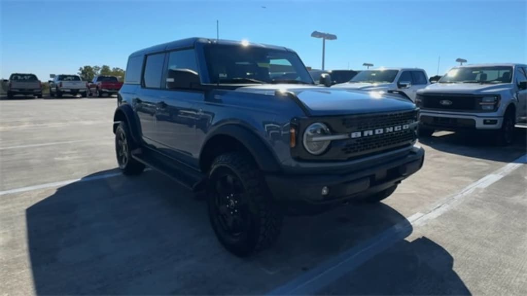 New 2025 Ford Bronco Outer Banks SUV