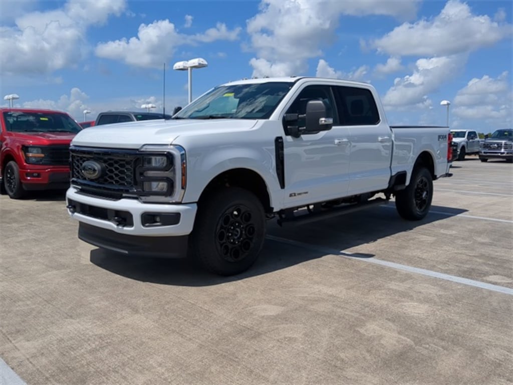 New 2025 Ford F-250 Truck Crew Cab