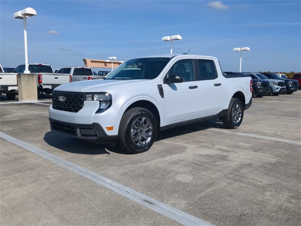 New 2025 Ford Maverick XLT Truck SuperCrew