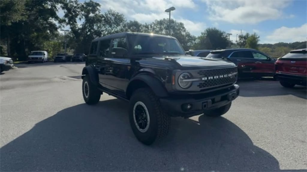 New 2025 Ford Bronco Badlands SUV