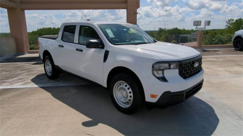 New 2025 Ford Maverick XL Truck SuperCrew