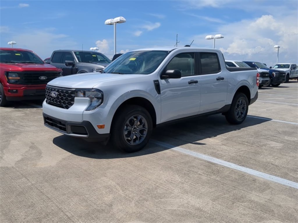 New 2025 Ford Maverick XLT Truck SuperCrew