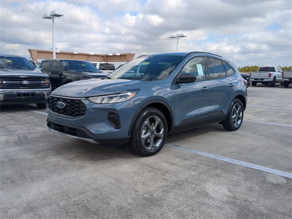 New 2026 Ford Escape ST-Line SUV