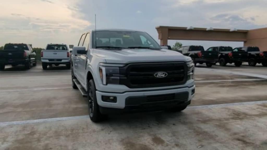 New 2026 Ford F-150 Lariat Truck SuperCrew Cab