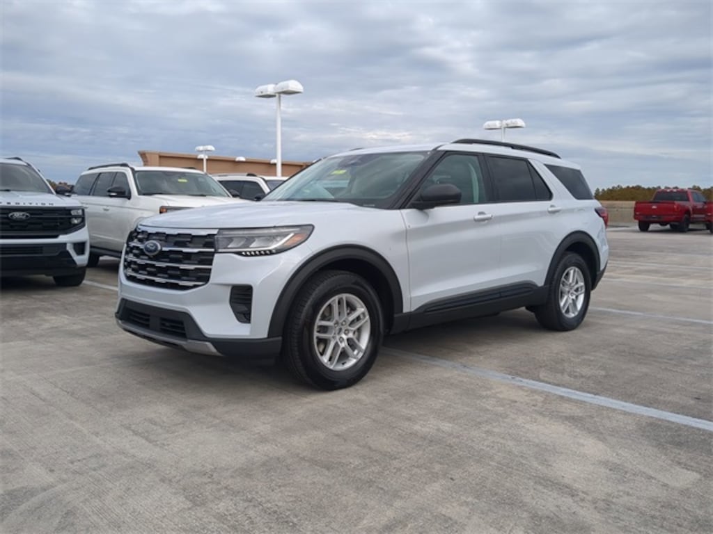New 2026 Ford Explorer Active SUV