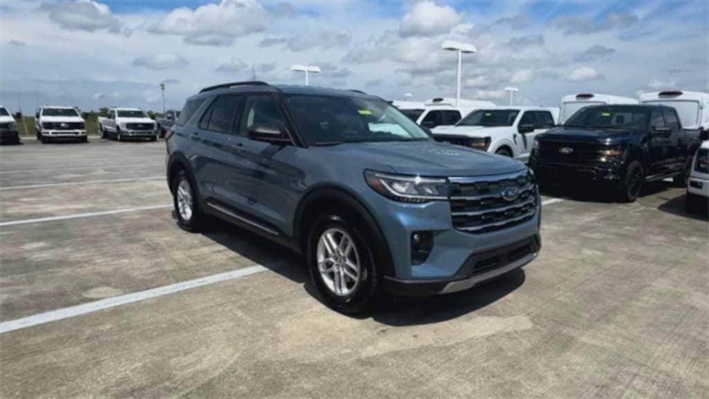 New 2025 Ford Explorer Active SUV