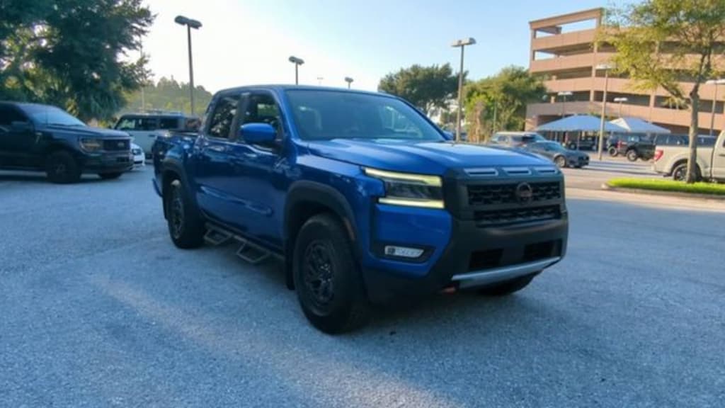 Certified 2025 Nissan Frontier PRO-X Truck