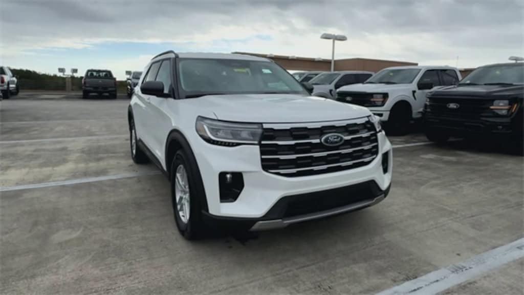New 2026 Ford Explorer Active SUV