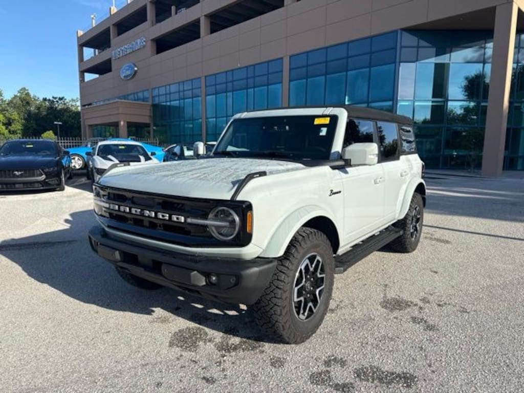 Certified 2024 Ford Bronco Outer Banks SUV