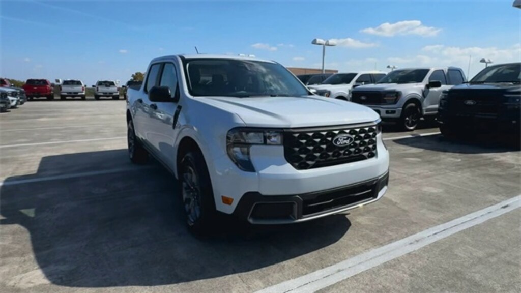New 2025 Ford Maverick XLT Truck SuperCrew