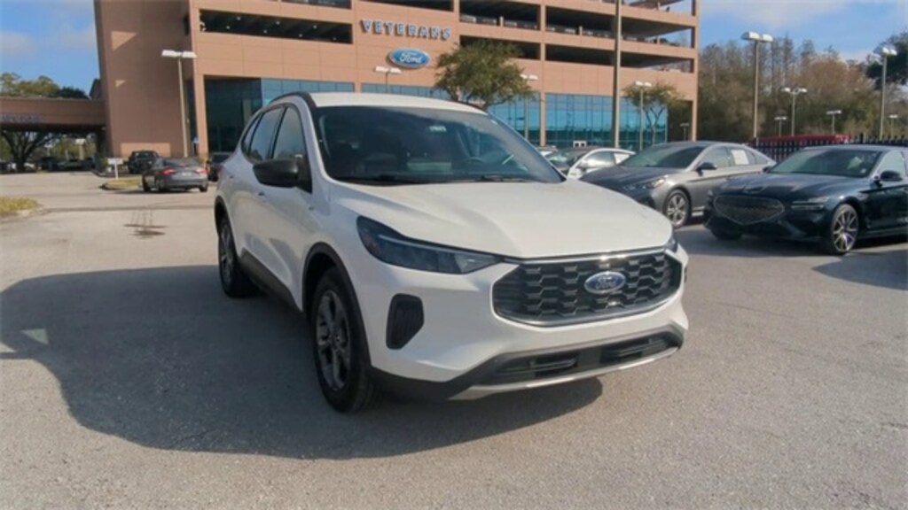 Certified 2025 Ford Escape Hybrid ST-Line SUV