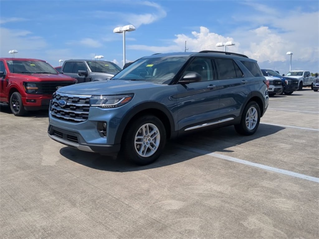 New 2025 Ford Explorer Active SUV