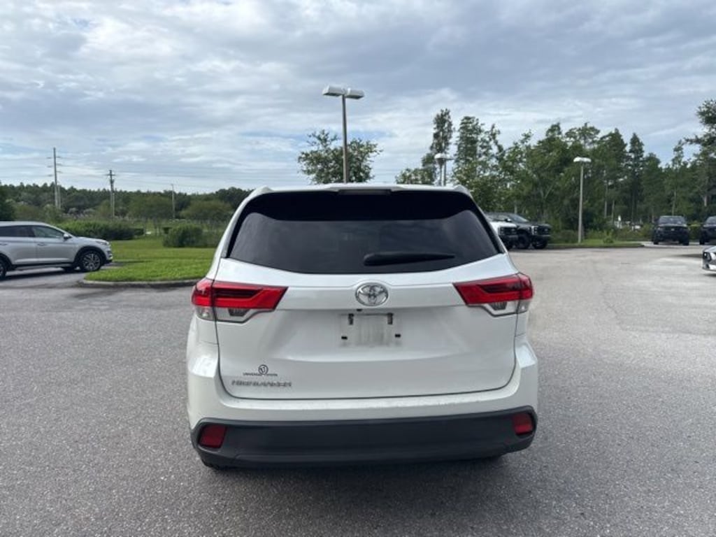Certified 2019 Toyota Highlander LE SUV