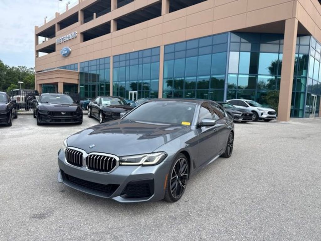 Certified 2021 BMW 5 Series 530i Sedan