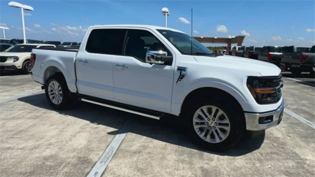 New 2025 Ford F-150 XLT Truck SuperCrew Cab