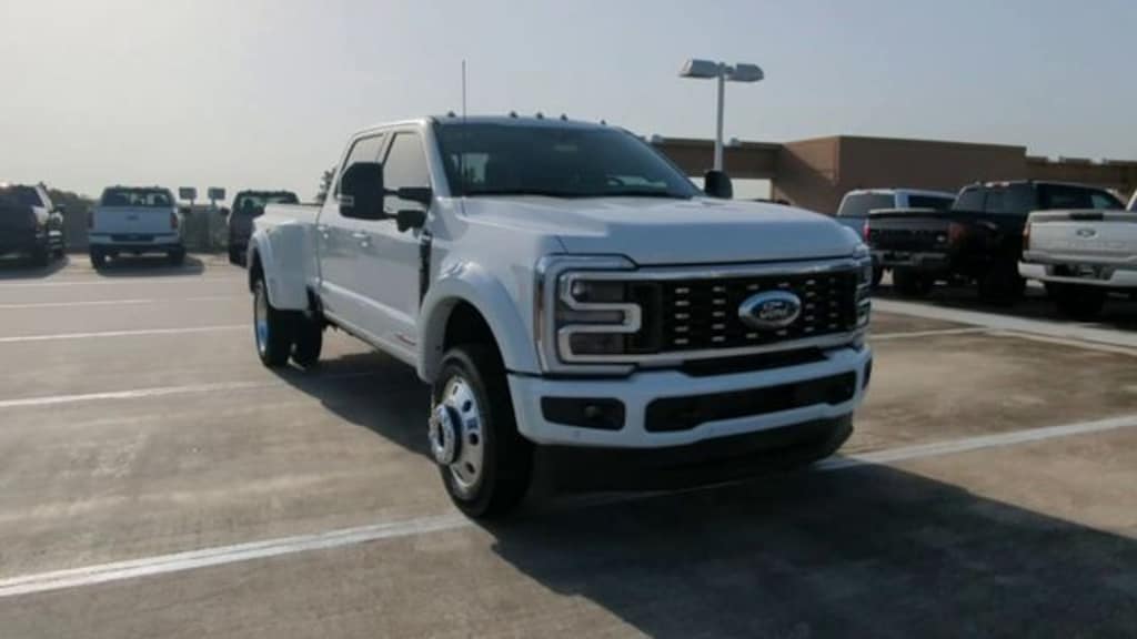 New 2026 Ford F-450 Truck Crew Cab