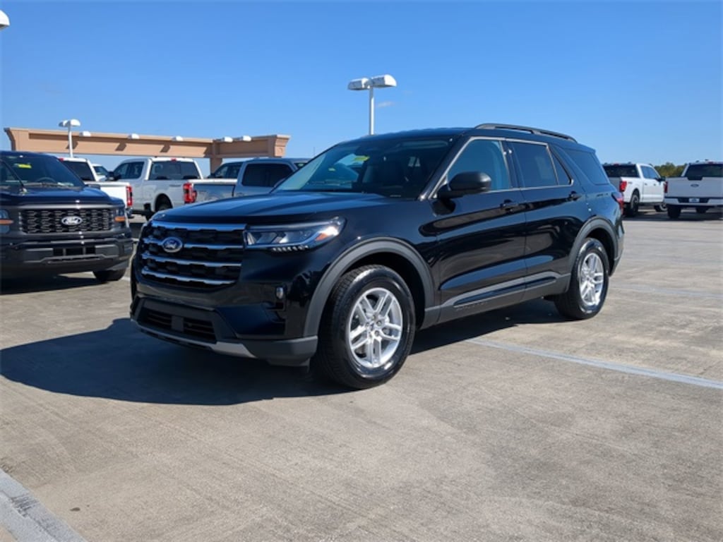 New 2026 Ford Explorer Active SUV