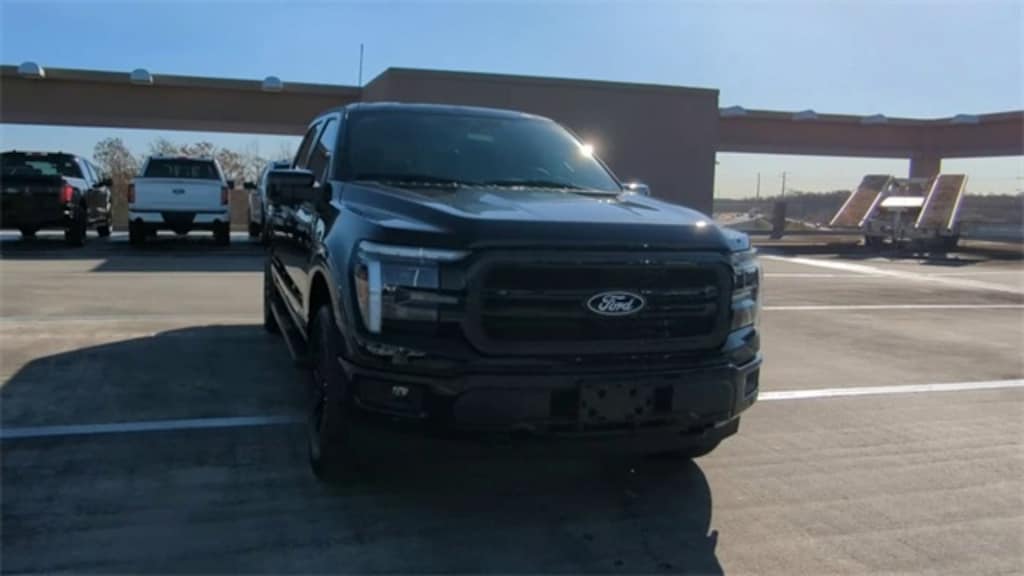 New 2025 Ford F-150 Lariat Truck SuperCrew Cab