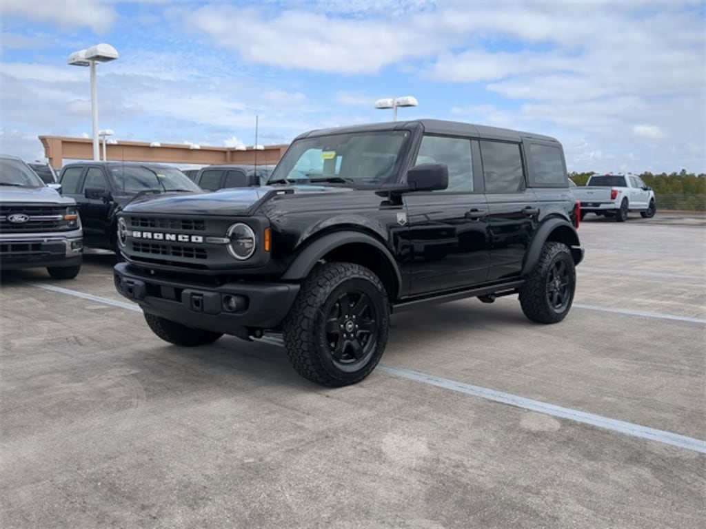 New 2025 Ford Bronco Big Bend SUV
