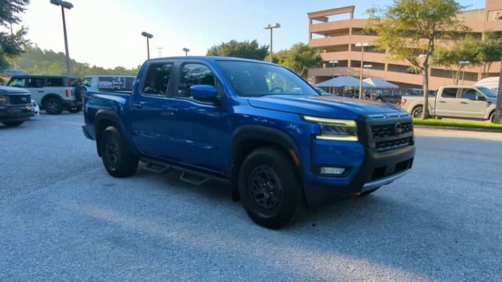 Certified 2025 Nissan Frontier PRO-X Truck