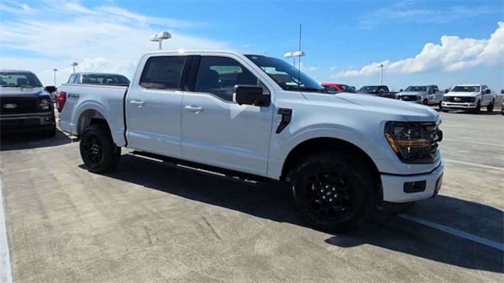 New 2025 Ford F-150 XLT Truck SuperCrew Cab