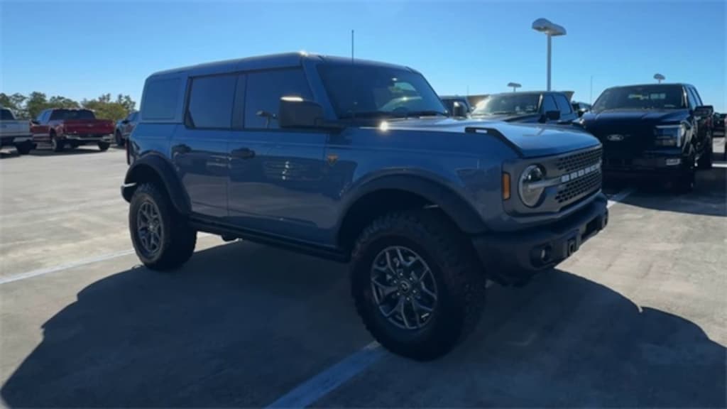 New 2025 Ford Bronco Badlands SUV