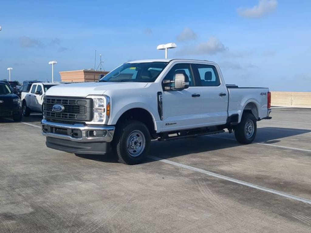 New 2026 Ford F-250 Truck Crew Cab