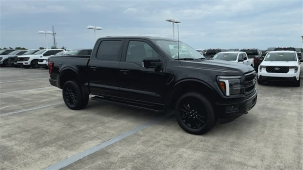 New 2025 Ford F-150 Lariat Truck SuperCrew Cab