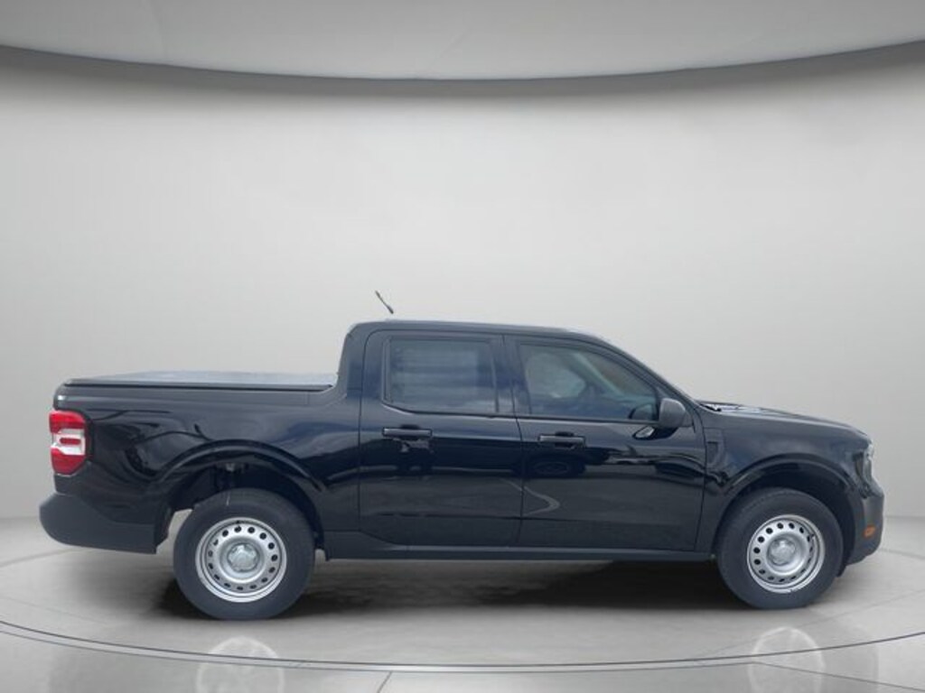 New 2026 Ford Maverick XL Truck SuperCrew