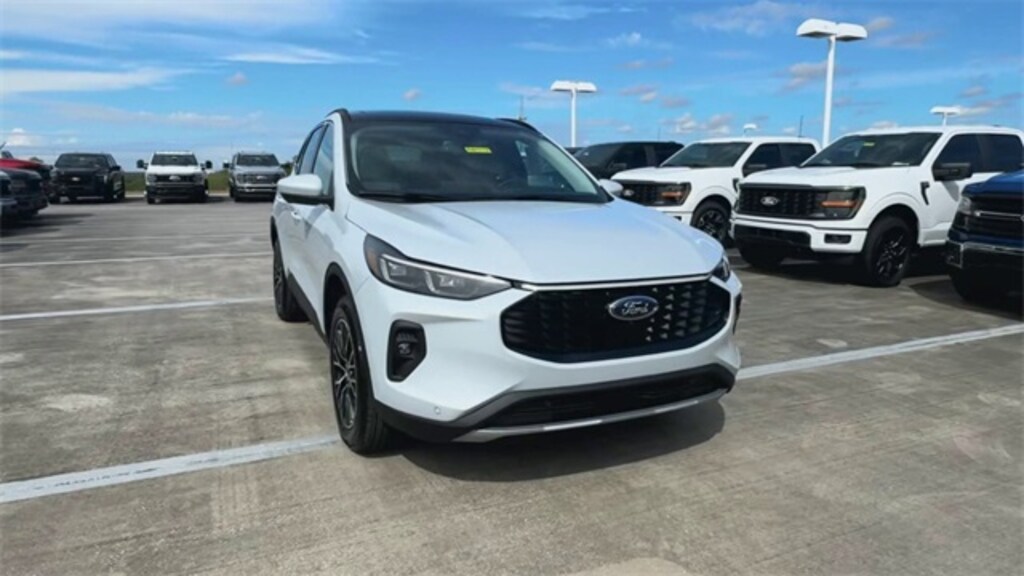 New 2026 Ford Escape PHEV SUV
