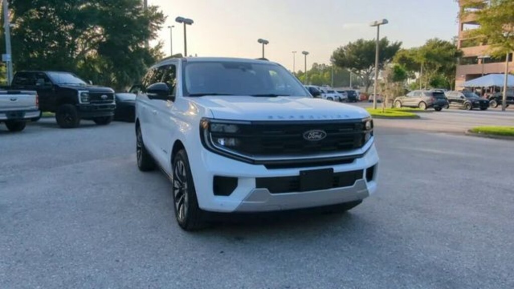Certified 2025 Ford Expedition Max Platinum SUV
