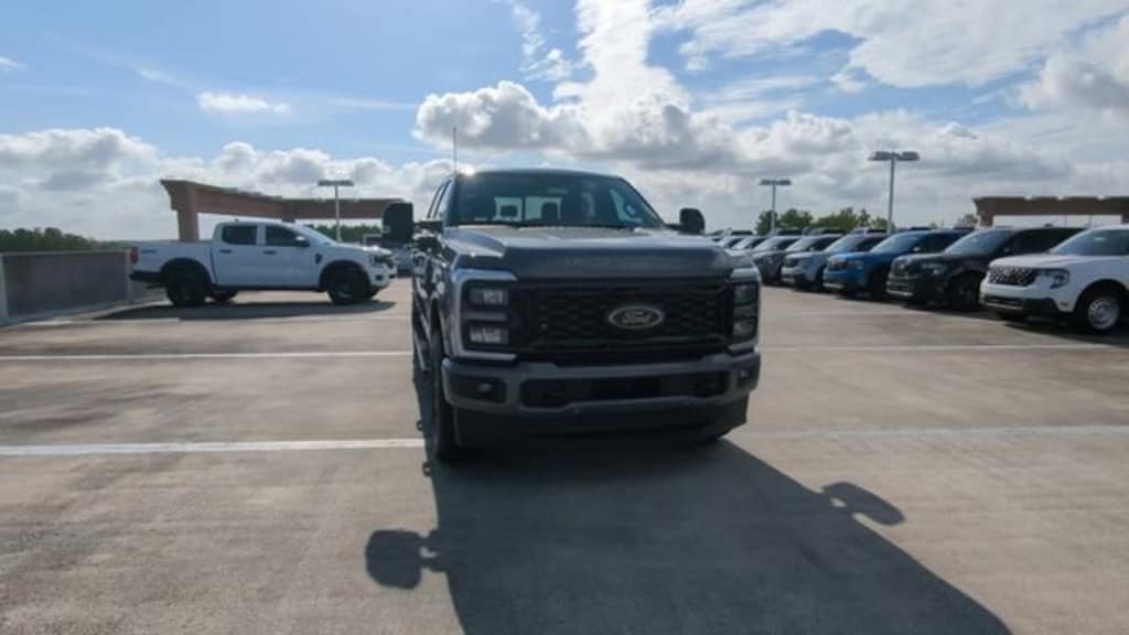 New 2026 Ford F-250 Truck Crew Cab