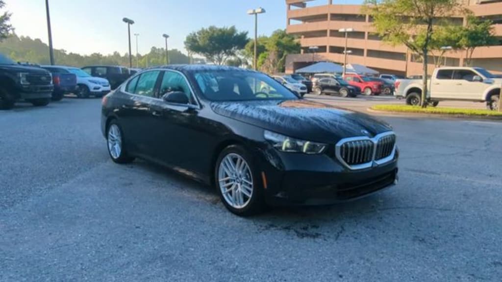 Certified 2025 BMW 5 Series 530i Sedan