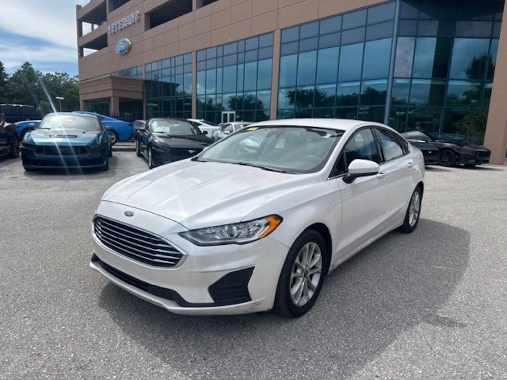 Certified 2019 Ford Fusion SE Sedan