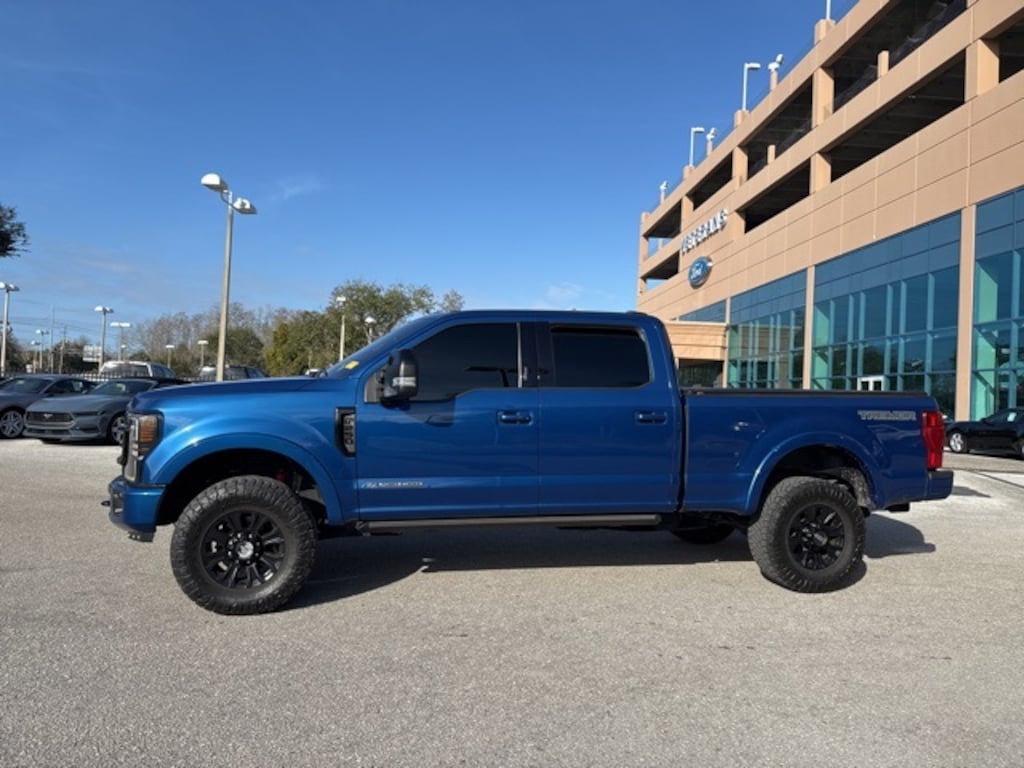 Used 2022 Ford F-250SD Lariat Truck