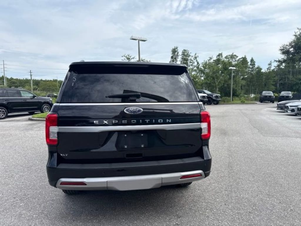 Certified 2024 Ford Expedition XLT SUV