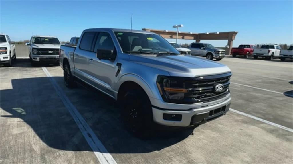 New 2025 Ford F-150 XLT Truck SuperCrew Cab