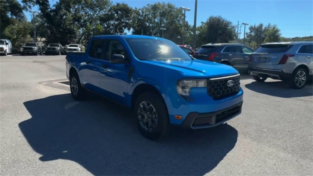 New 2025 Ford Maverick XLT Truck SuperCrew