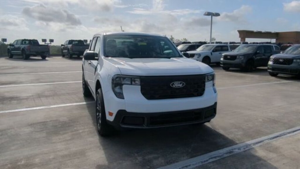 New 2026 Ford Maverick XLT Truck SuperCrew