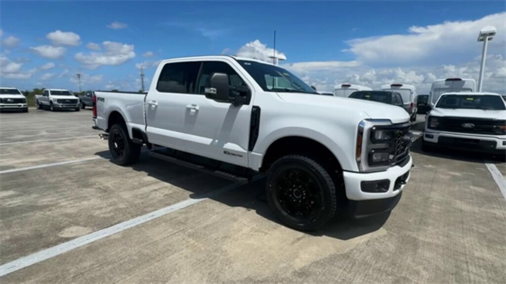New 2025 Ford F-250 Truck Crew Cab