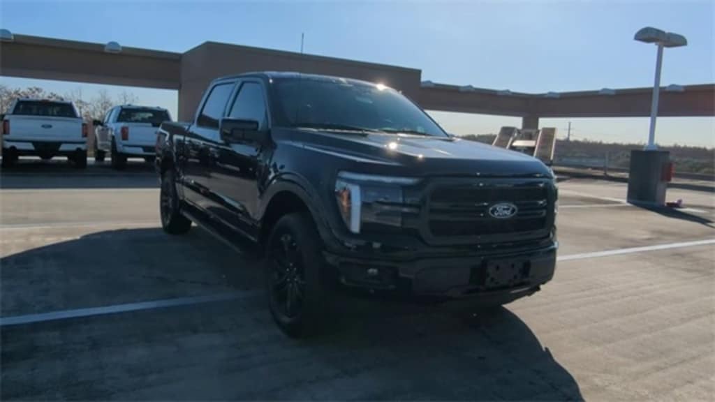 New 2025 Ford F-150 Lariat Truck SuperCrew Cab