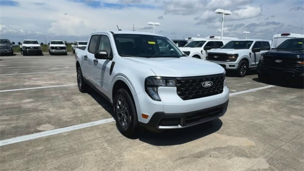 New 2025 Ford Maverick XLT Truck SuperCrew