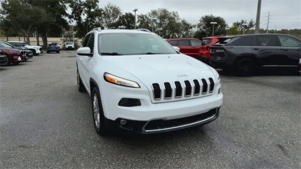Used 2016 Jeep Cherokee Limited SUV