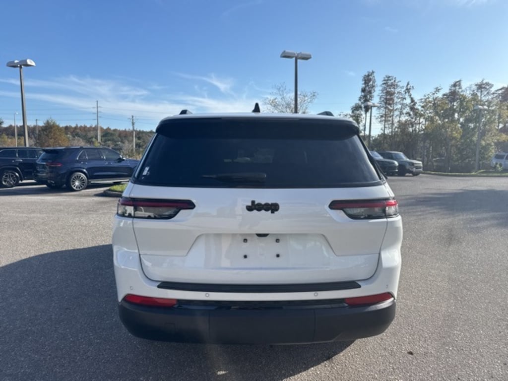 Certified 2025 Jeep Grand Cherokee L Altitude SUV