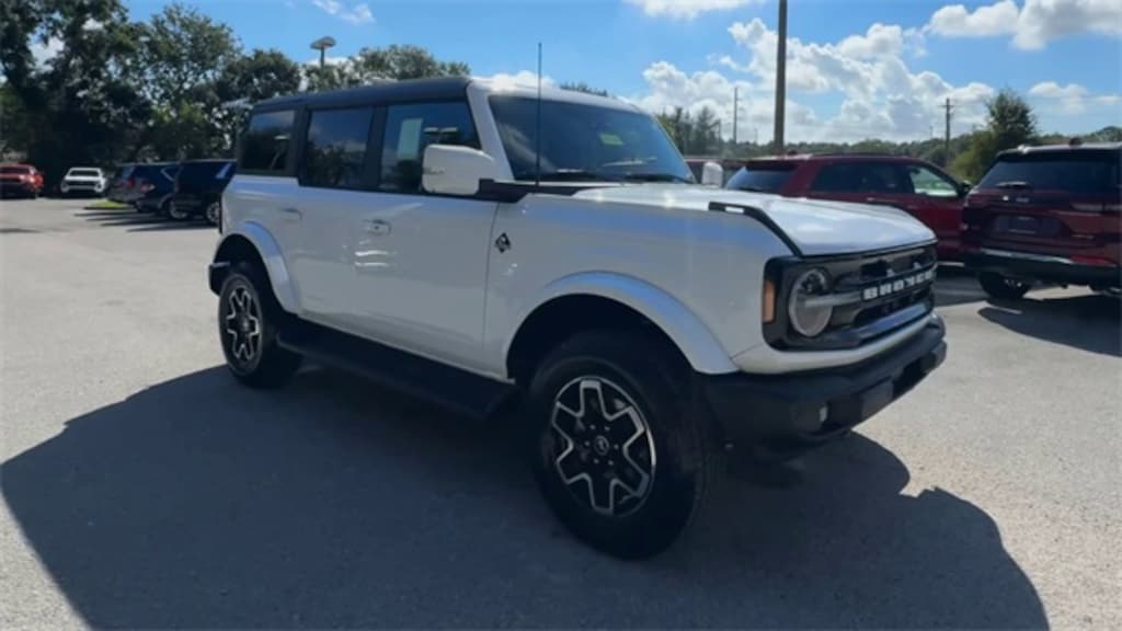 New 2025 Ford Bronco Outer Banks SUV