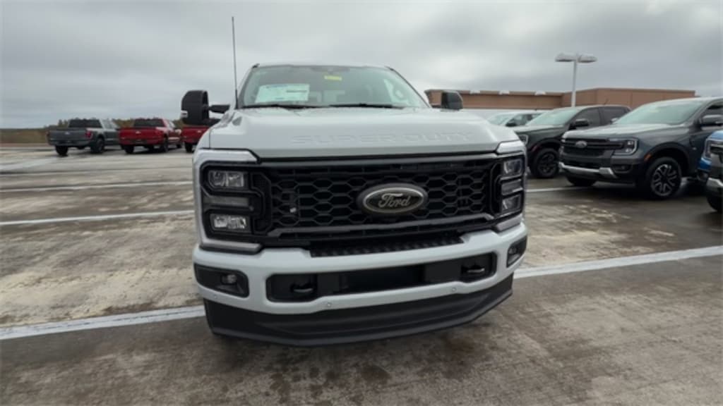 New 2026 Ford F-350 Truck Crew Cab